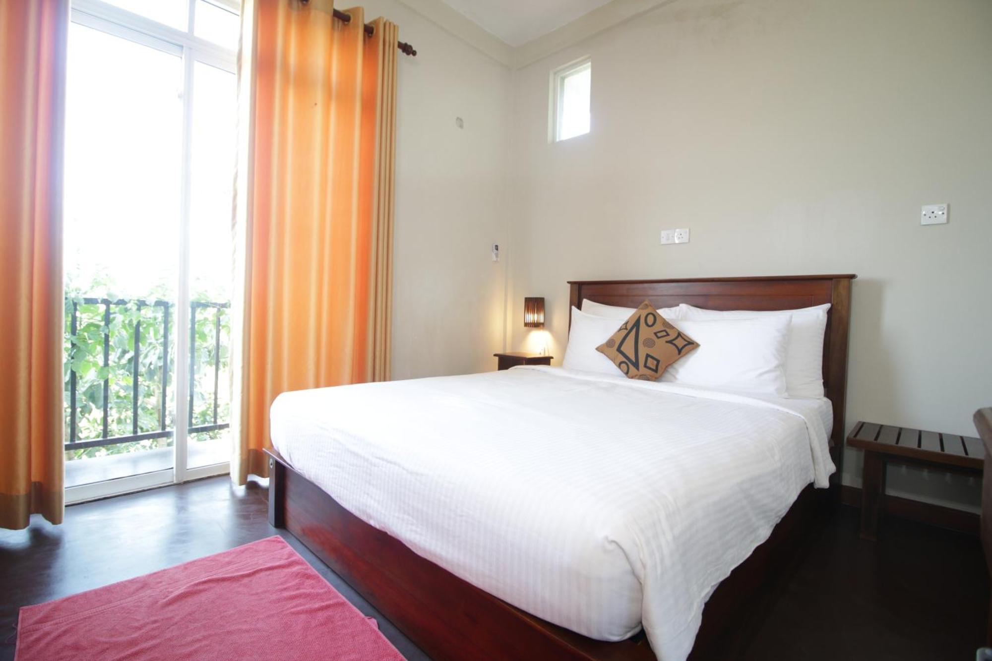 Villa Arunalu Kandy Buitenkant foto